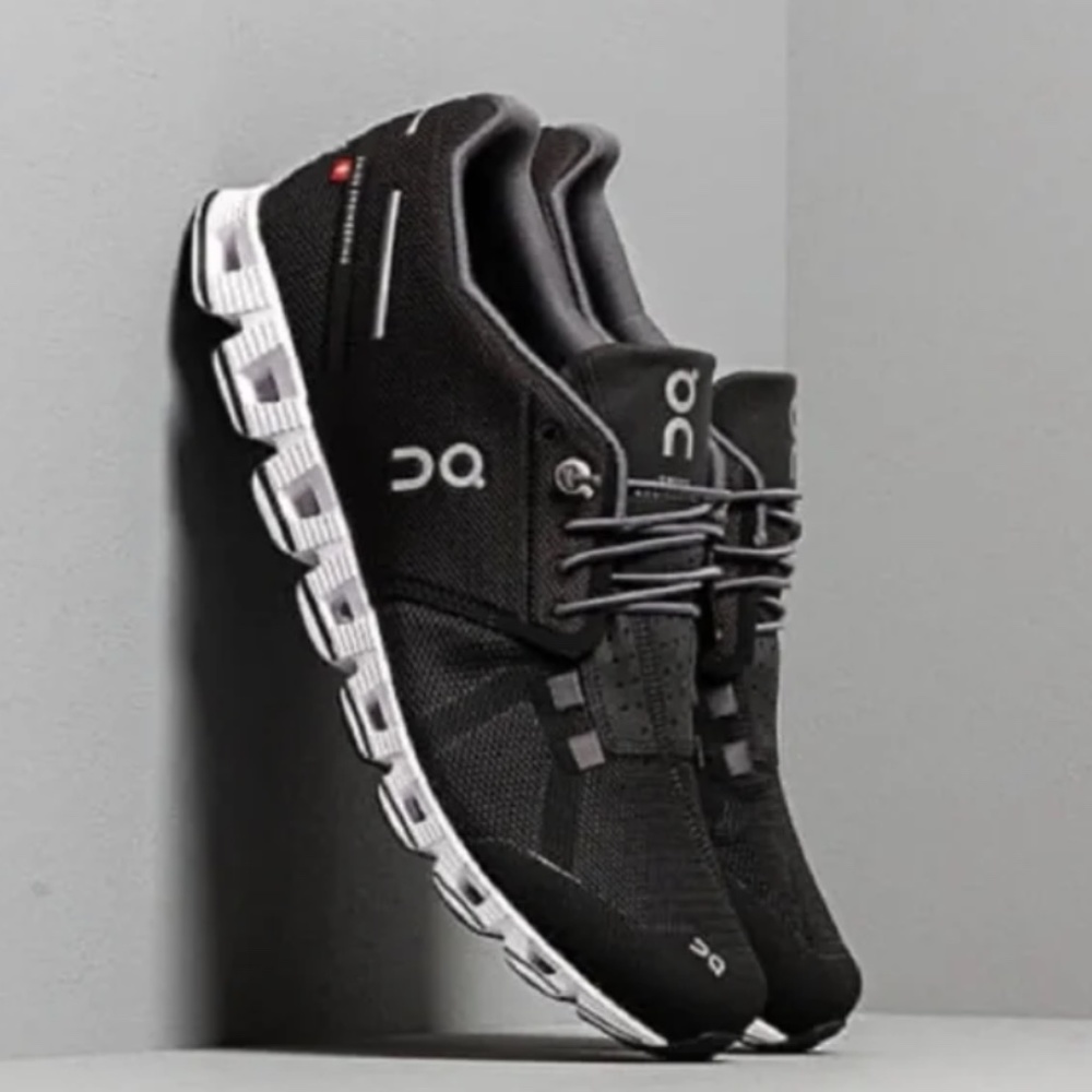 On Cloud Running Shoes Black and White
